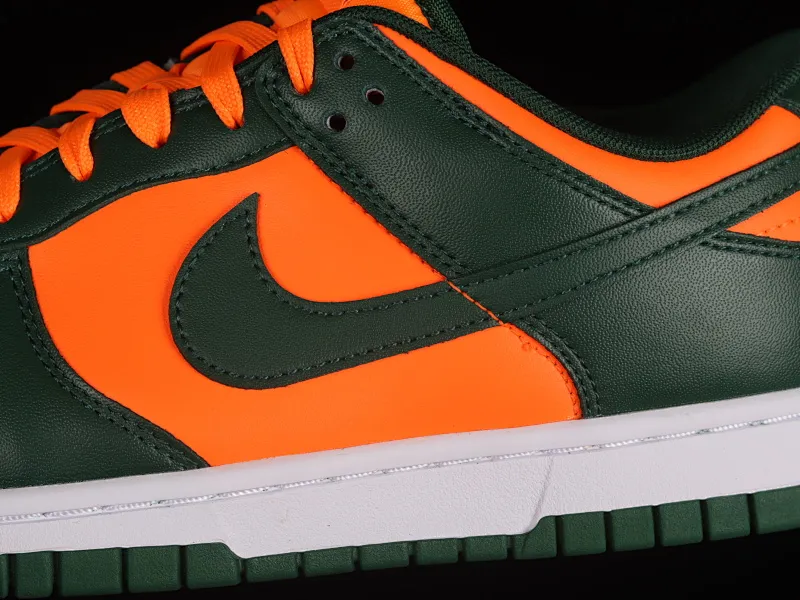 All Categories Nk SB Dunk Series Nk SB Dunk Low Low-top sneakers Nk SB Dunk Low "Miami Hurricanes" Orange-green SB low-top casual sneakers DD1391-300